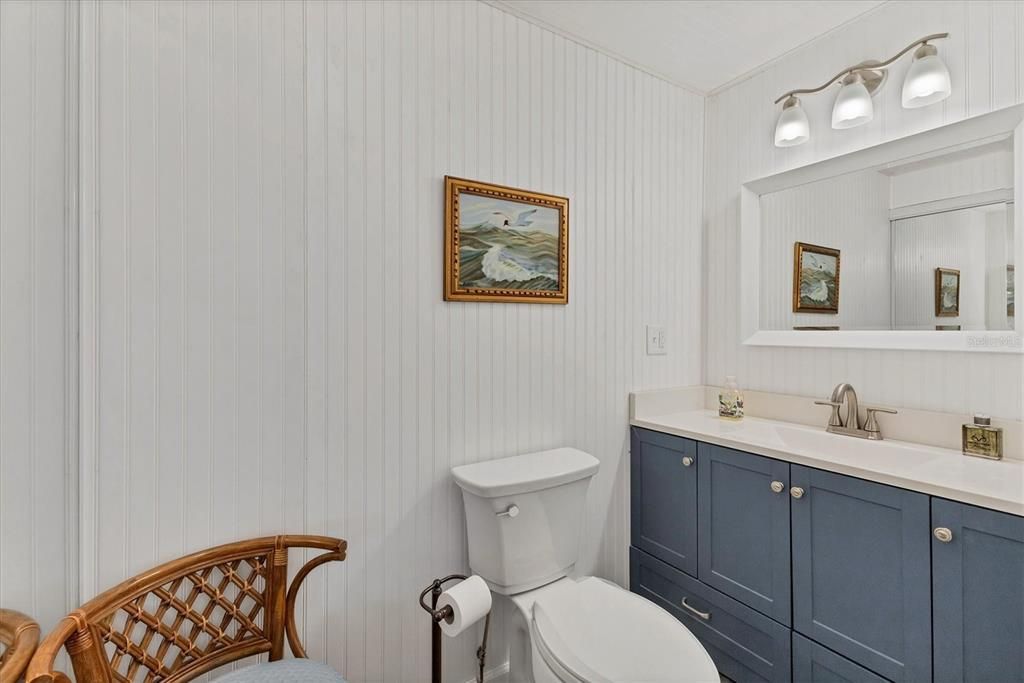 На продажу: $234,900 (2 спален, 1 ванн, 1000 Квадратных фут)