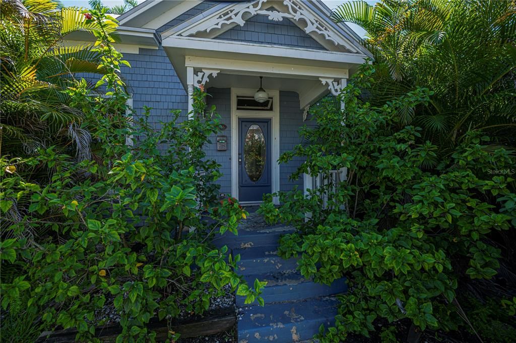 For Sale: $375,000 (3 beds, 2 baths, 1931 Square Feet)