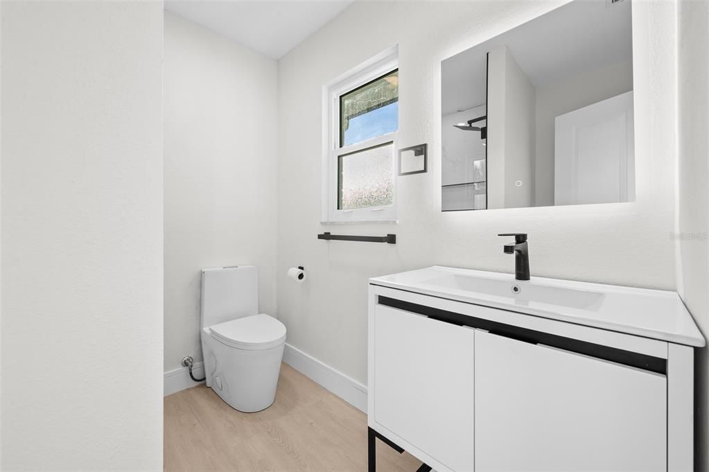 En Venta: $439,000 (3 camas, 3 baños, 1582 Pies cuadrados)