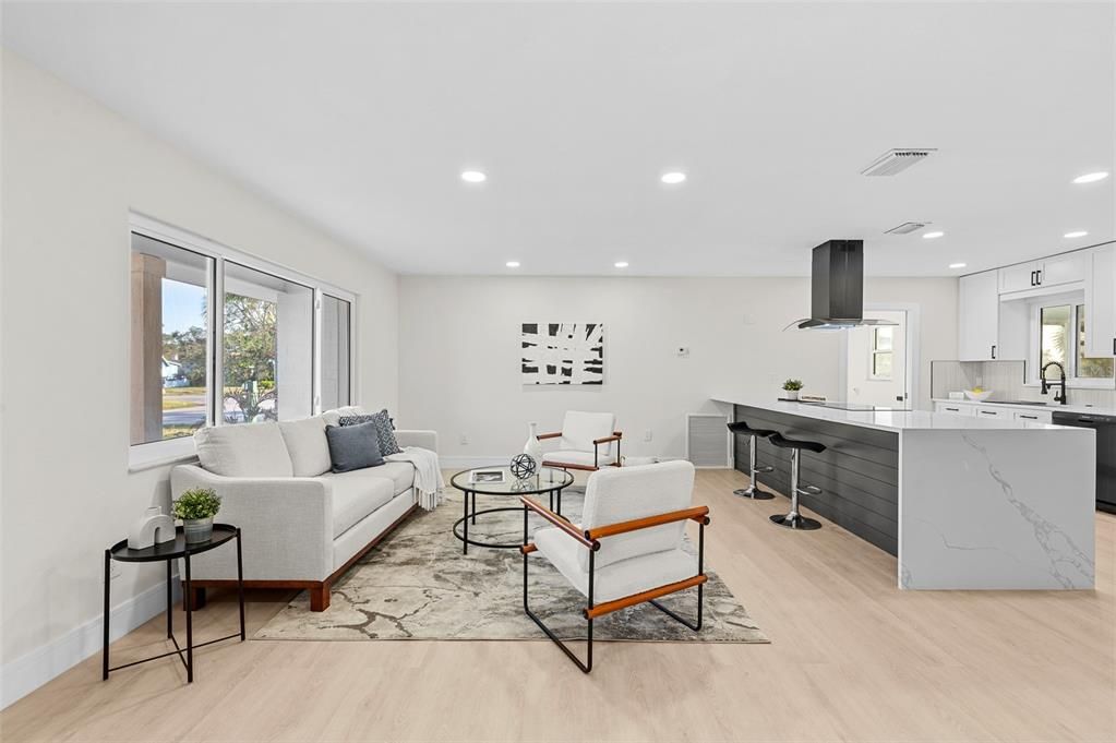 En Venta: $439,000 (3 camas, 3 baños, 1582 Pies cuadrados)