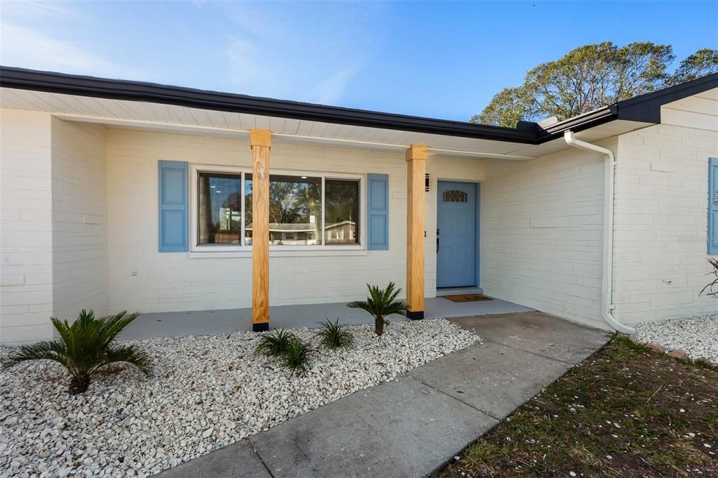 En Venta: $439,000 (3 camas, 3 baños, 1582 Pies cuadrados)