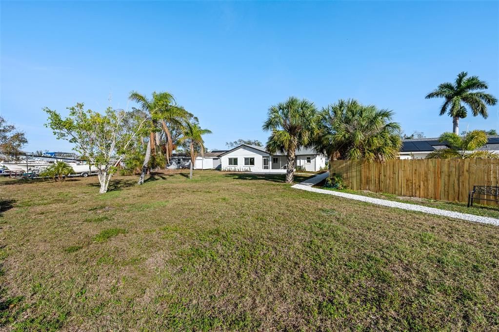 En Venta: $439,000 (3 camas, 3 baños, 1582 Pies cuadrados)