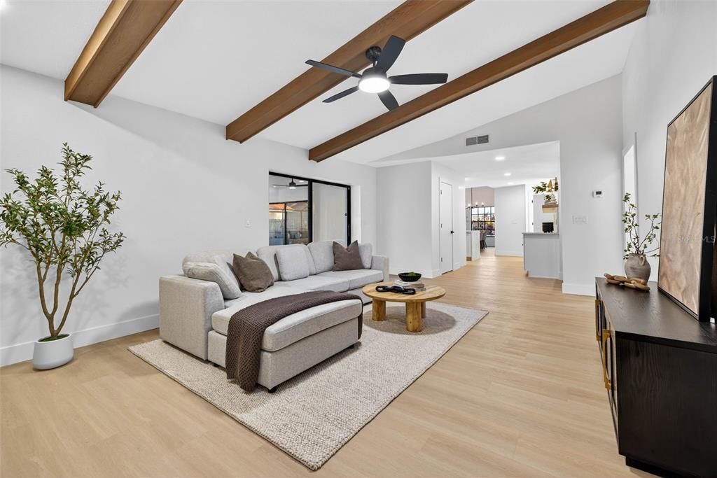 For Sale: $885,000 (4 beds, 3 baths, 2828 Square Feet)