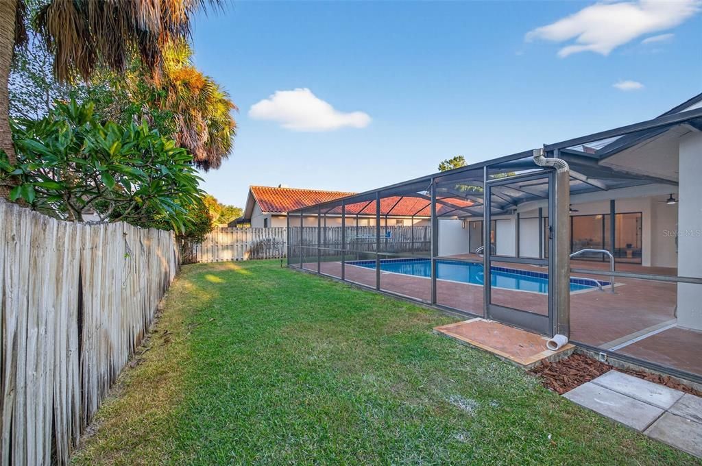 For Sale: $885,000 (4 beds, 3 baths, 2828 Square Feet)