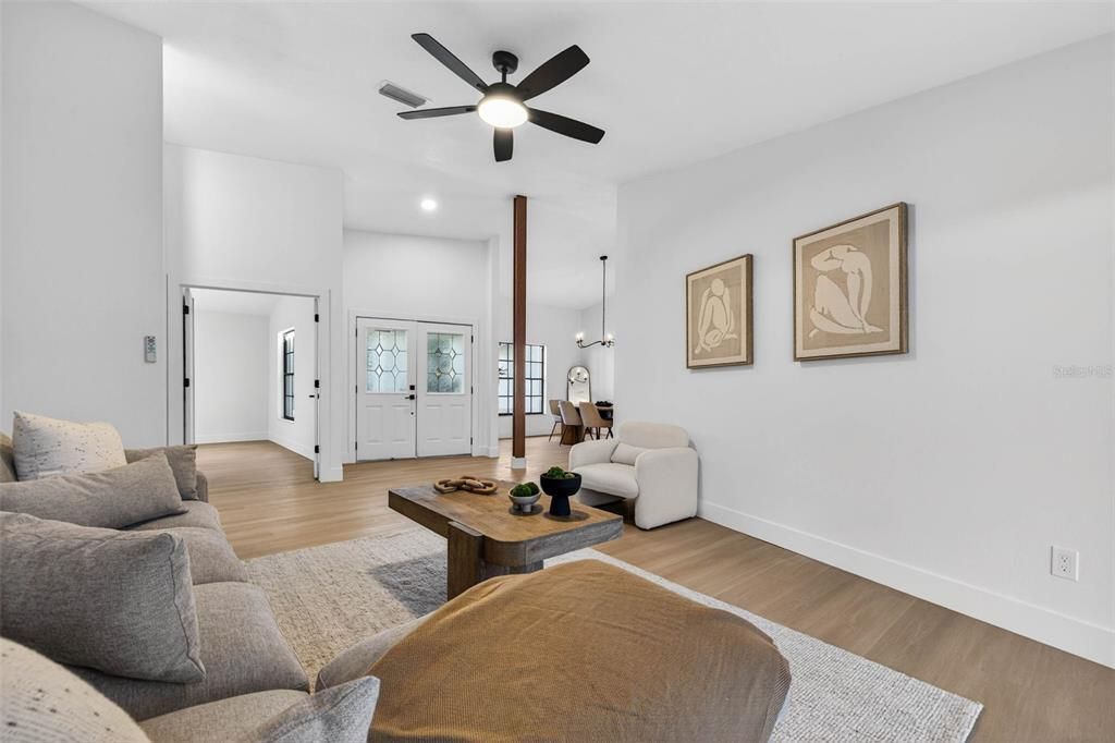 For Sale: $885,000 (4 beds, 3 baths, 2828 Square Feet)