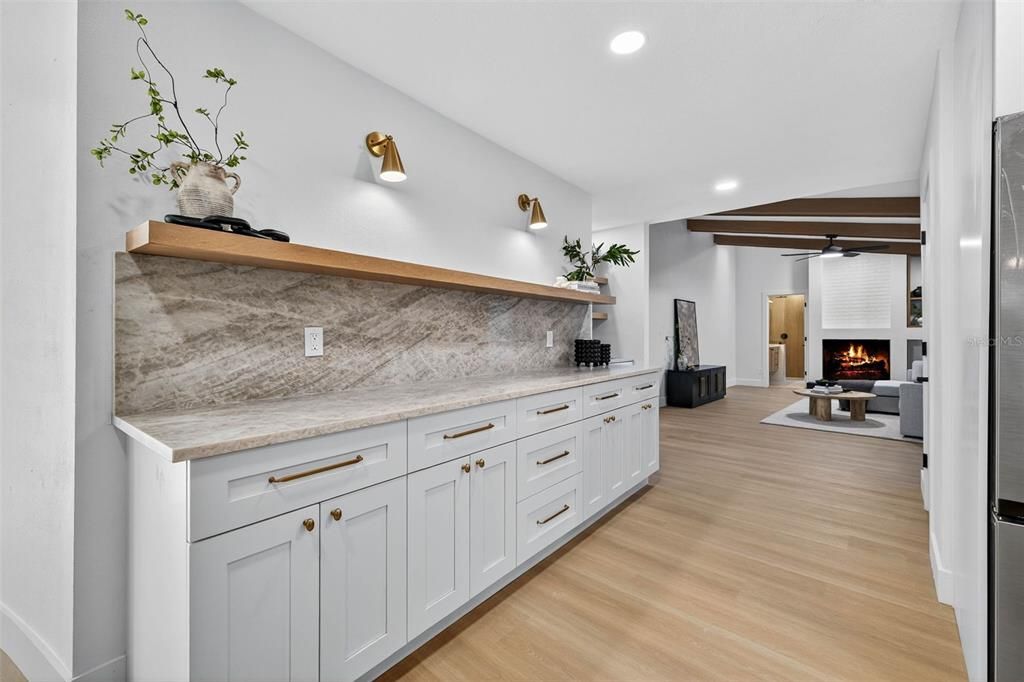 For Sale: $885,000 (4 beds, 3 baths, 2828 Square Feet)