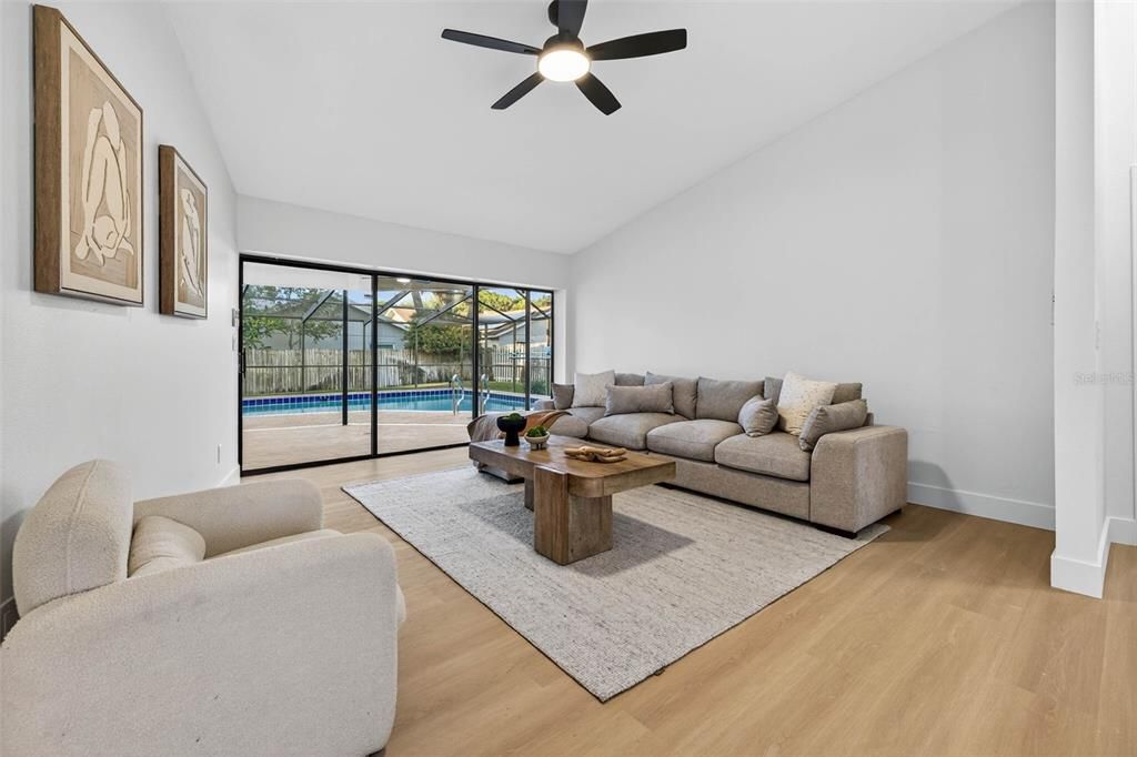 For Sale: $885,000 (4 beds, 3 baths, 2828 Square Feet)