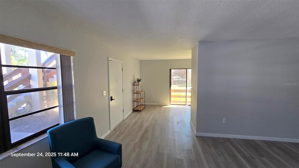 待售: $150,000 (2 贝兹, 2 浴室, 921 平方英尺)