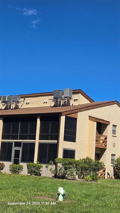 待售: $150,000 (2 贝兹, 2 浴室, 921 平方英尺)