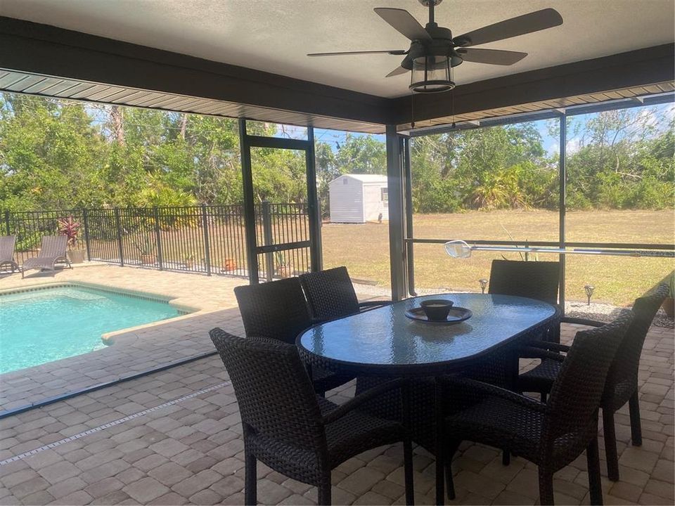 В аренду: $2,800 (2 спален, 2 ванн, 964 Квадратных фут)