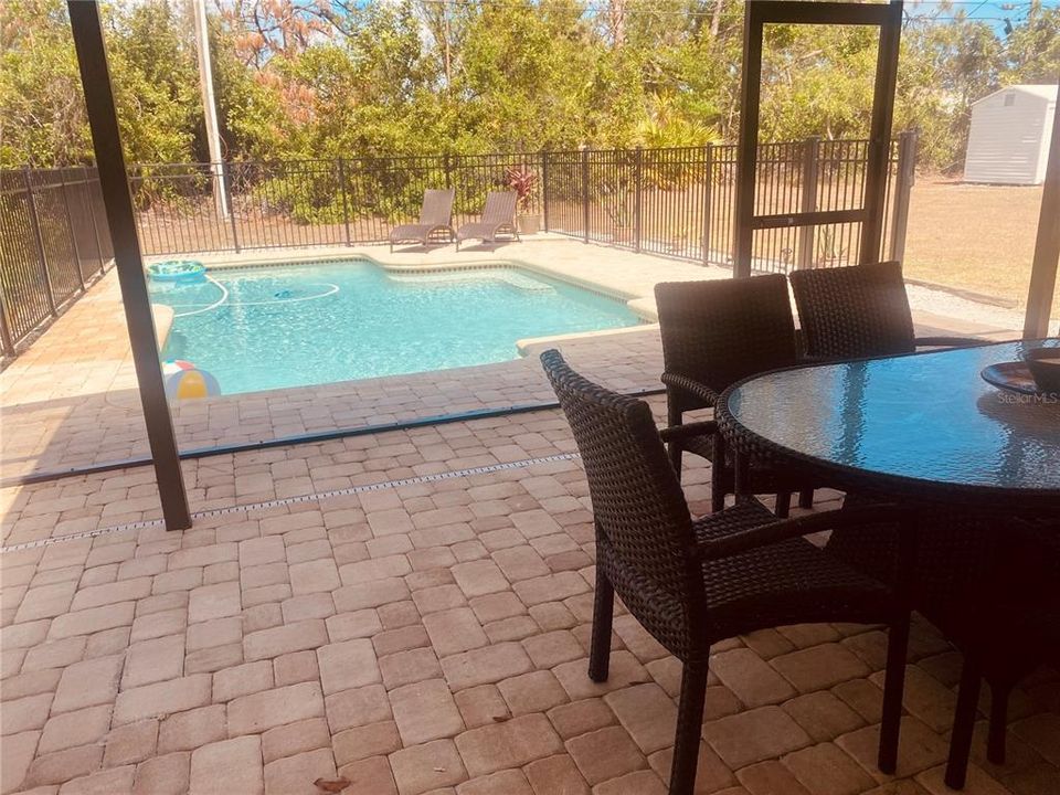 В аренду: $2,800 (2 спален, 2 ванн, 964 Квадратных фут)