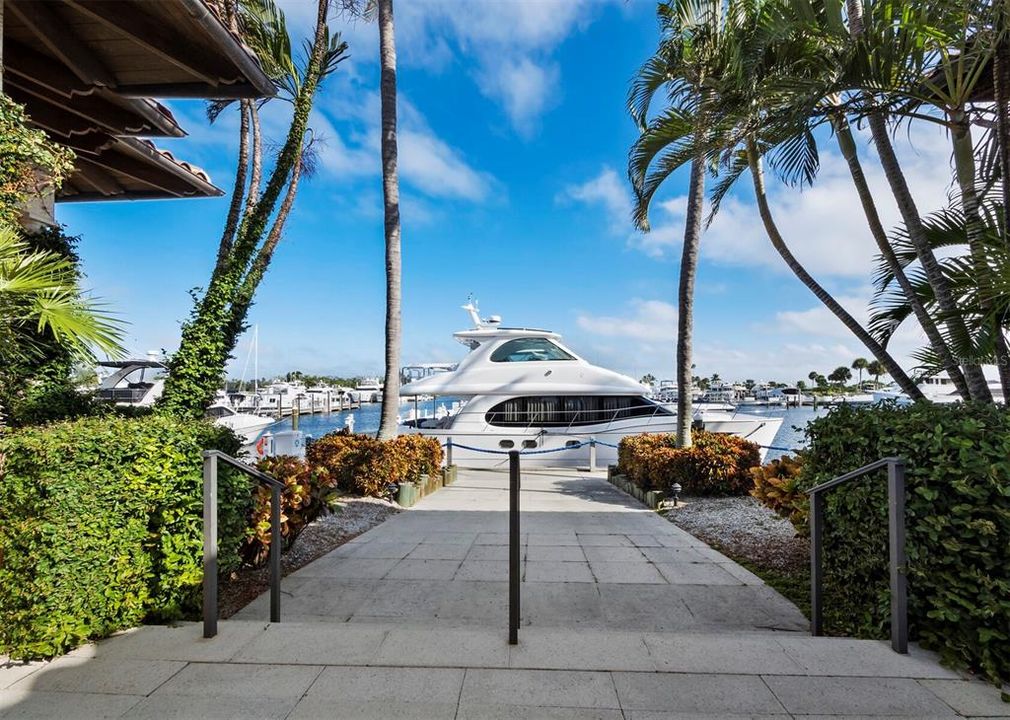 На продажу: $300,000 (0 спален, 0 ванн, 0 Квадратных фут)