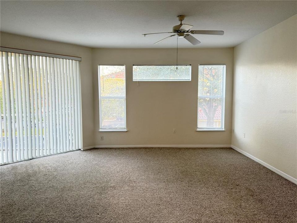 出租: $1,450 (2 贝兹, 2 浴室, 1111 平方英尺)