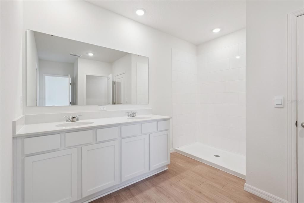 Active With Contract: $428,990 (4 beds, 3 baths, 2336 Square Feet)