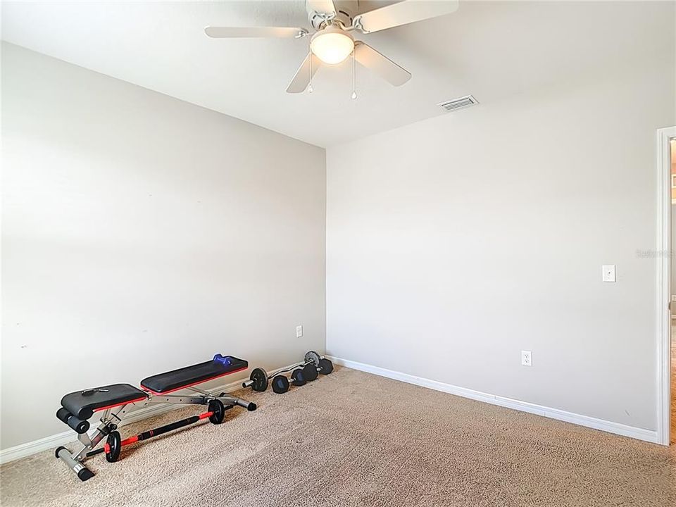 待售: $469,000 (5 贝兹, 3 浴室, 2601 平方英尺)