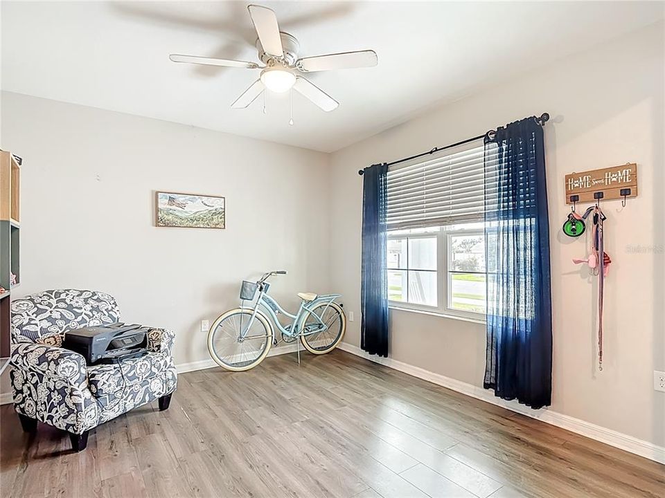 待售: $469,000 (5 贝兹, 3 浴室, 2601 平方英尺)