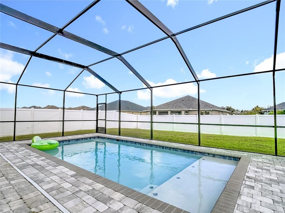 待售: $469,000 (5 贝兹, 3 浴室, 2601 平方英尺)