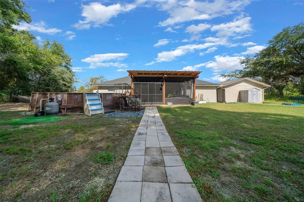 For Sale: $329,000 (3 beds, 2 baths, 1212 Square Feet)