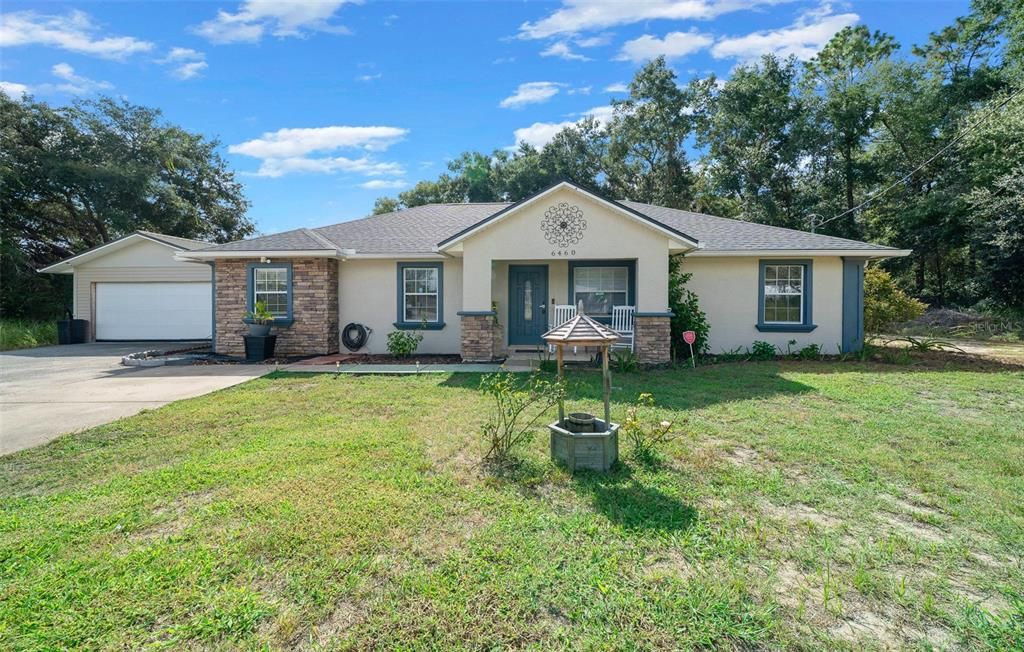 For Sale: $329,000 (3 beds, 2 baths, 1212 Square Feet)