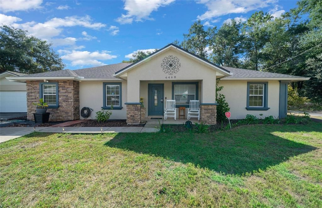 For Sale: $329,000 (3 beds, 2 baths, 1212 Square Feet)