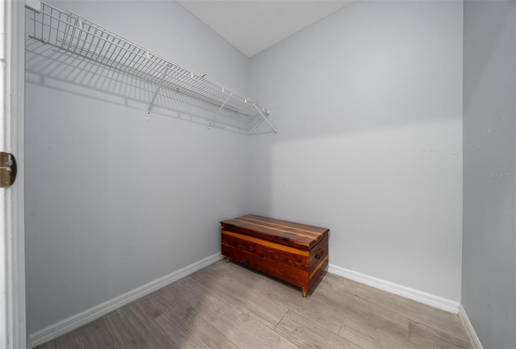 For Sale: $329,000 (3 beds, 2 baths, 1212 Square Feet)