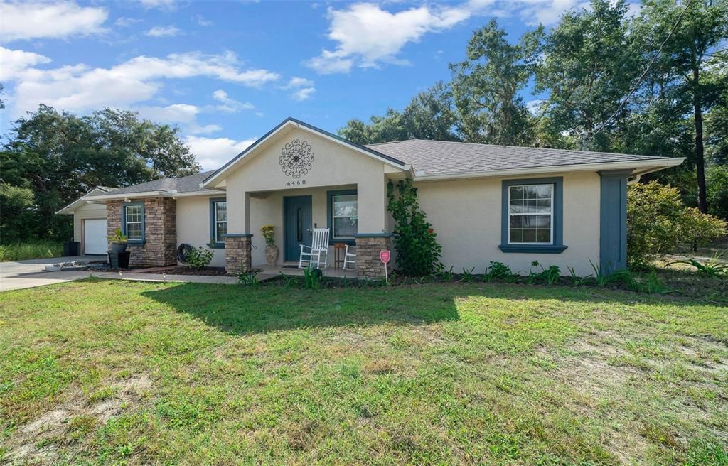 For Sale: $329,000 (3 beds, 2 baths, 1212 Square Feet)