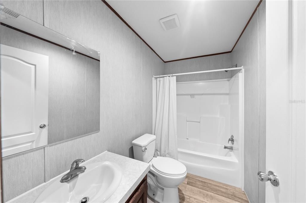 待售: $195,500 (3 贝兹, 2 浴室, 1352 平方英尺)