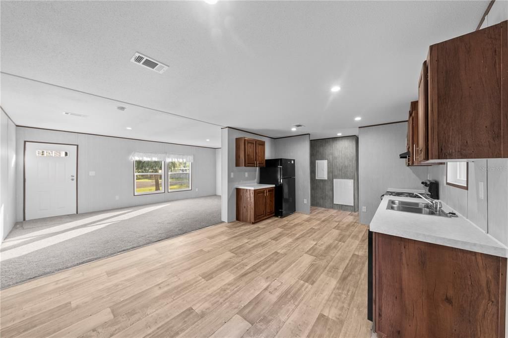 待售: $195,500 (3 贝兹, 2 浴室, 1352 平方英尺)