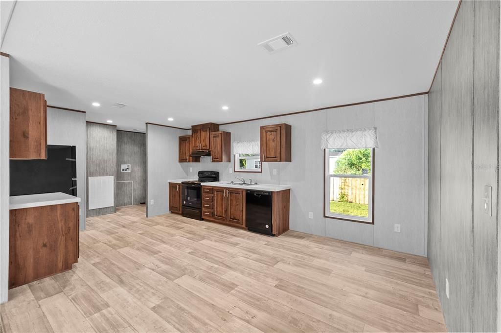 待售: $195,500 (3 贝兹, 2 浴室, 1352 平方英尺)