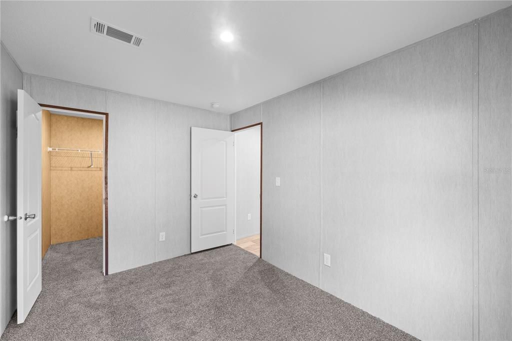 待售: $195,500 (3 贝兹, 2 浴室, 1352 平方英尺)