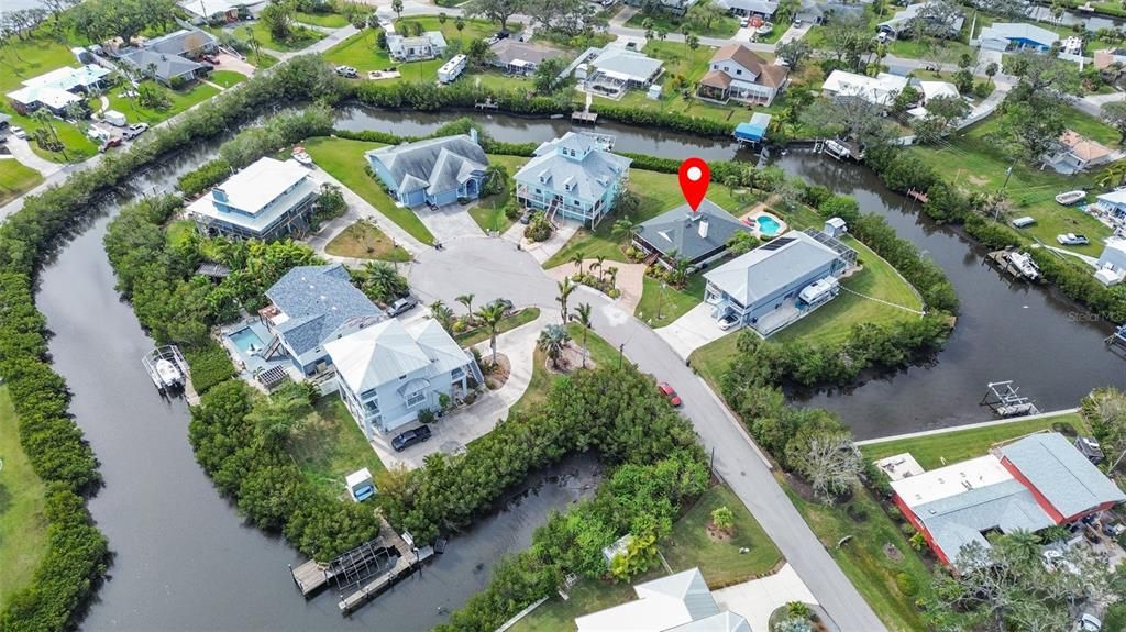 En Venta: $649,900 (2 camas, 2 baños, 1392 Pies cuadrados)