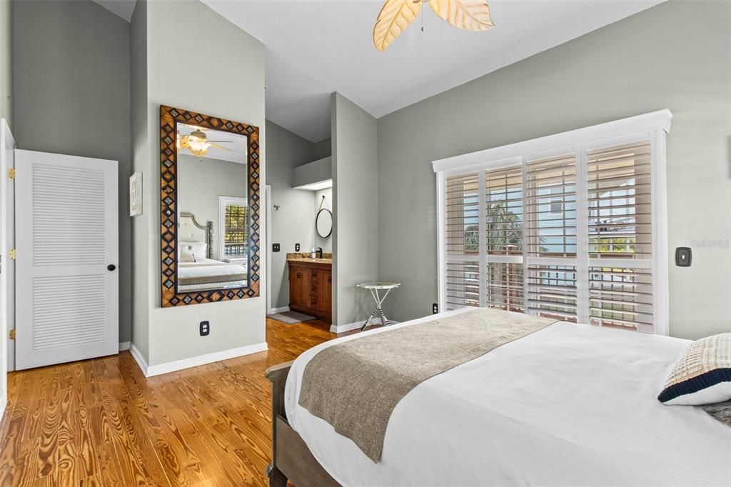 En Venta: $649,900 (2 camas, 2 baños, 1392 Pies cuadrados)