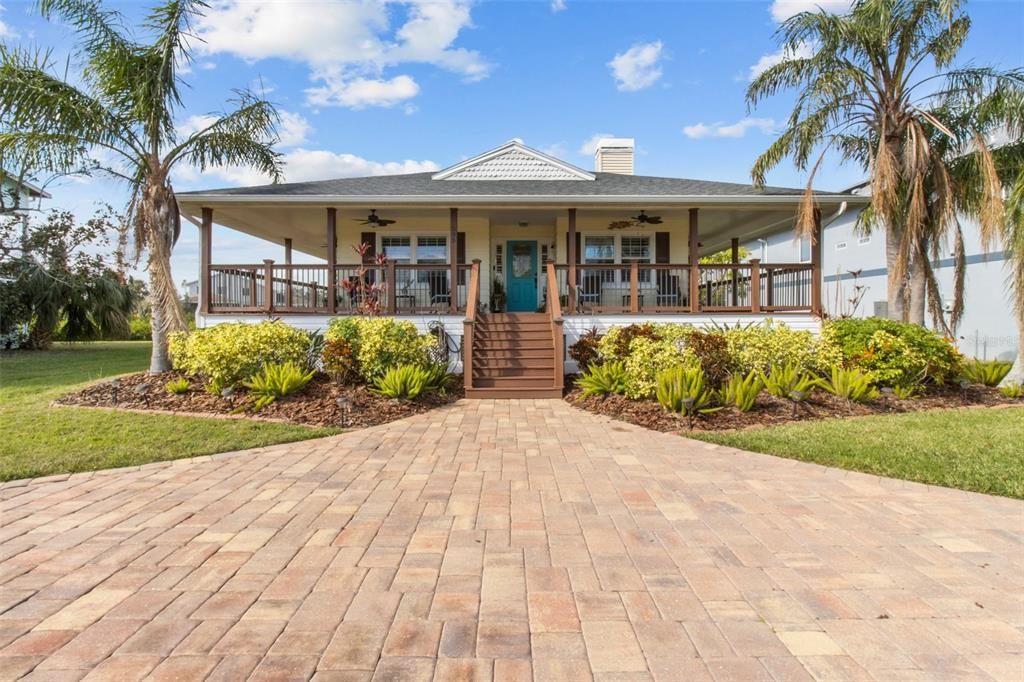 En Venta: $649,900 (2 camas, 2 baños, 1392 Pies cuadrados)