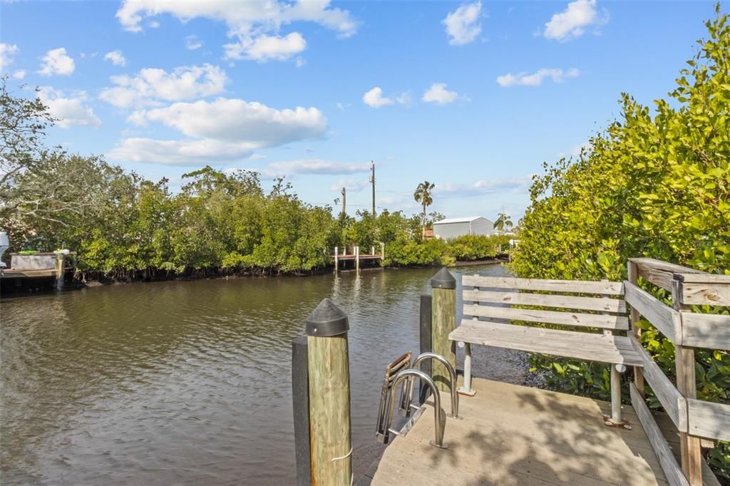 En Venta: $649,900 (2 camas, 2 baños, 1392 Pies cuadrados)