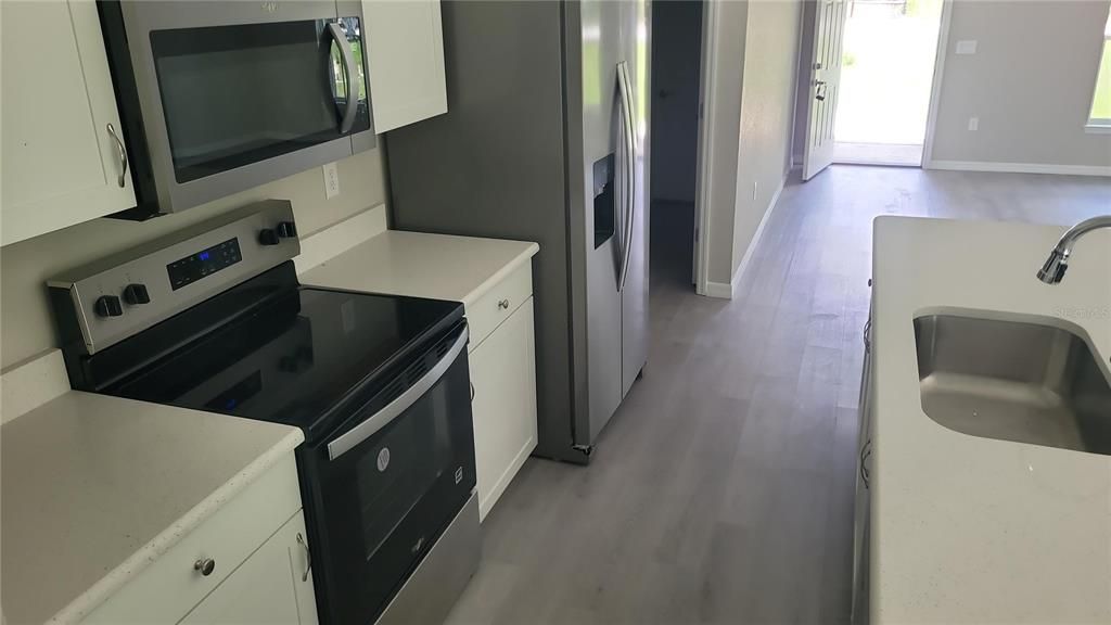 For Sale: $244,900 (3 beds, 2 baths, 1552 Square Feet)