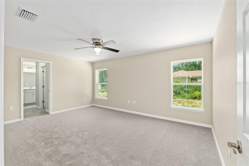 For Sale: $244,900 (3 beds, 2 baths, 1552 Square Feet)