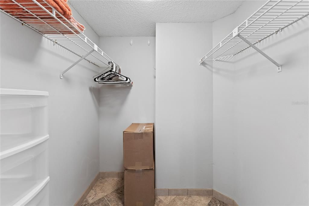 En Renta: $2,750 (2 camas, 2 baños, 1050 Pies cuadrados)