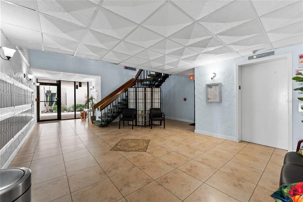 En Renta: $2,750 (2 camas, 2 baños, 1050 Pies cuadrados)