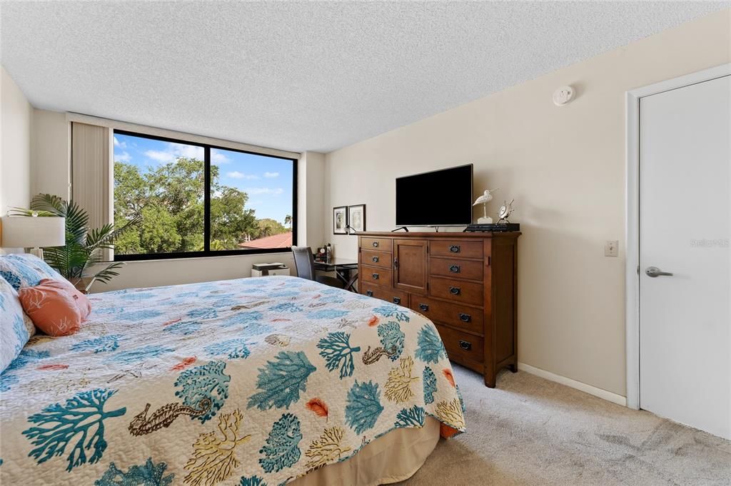 En Renta: $2,750 (2 camas, 2 baños, 1050 Pies cuadrados)