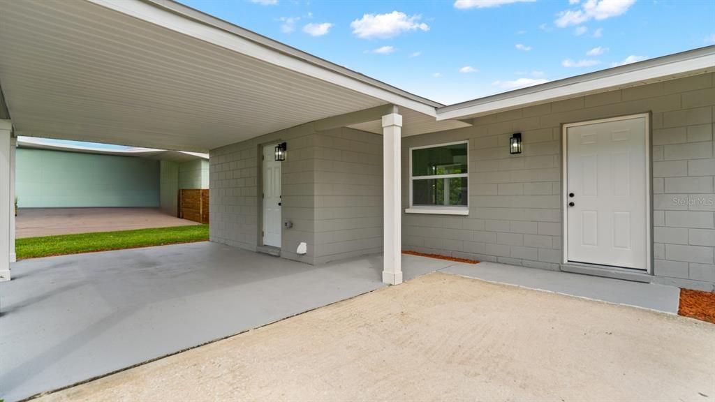 For Sale: $299,000 (3 beds, 2 baths, 1162 Square Feet)