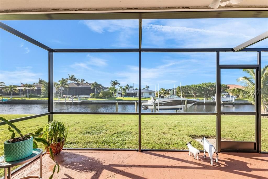 En Venta: $560,000 (4 camas, 2 baños, 2261 Pies cuadrados)