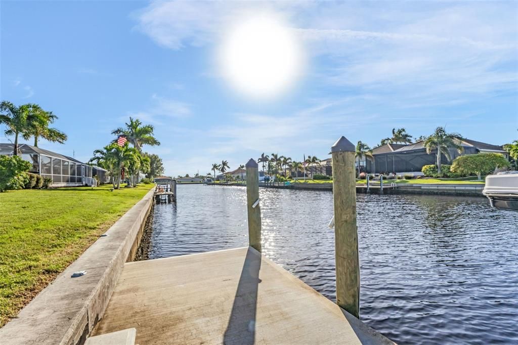 En Venta: $560,000 (4 camas, 2 baños, 2261 Pies cuadrados)