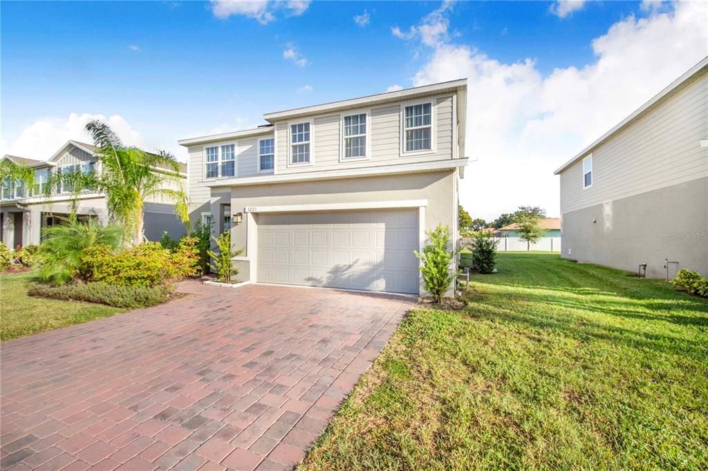 For Sale: $489,000 (4 beds, 3 baths, 2748 Square Feet)