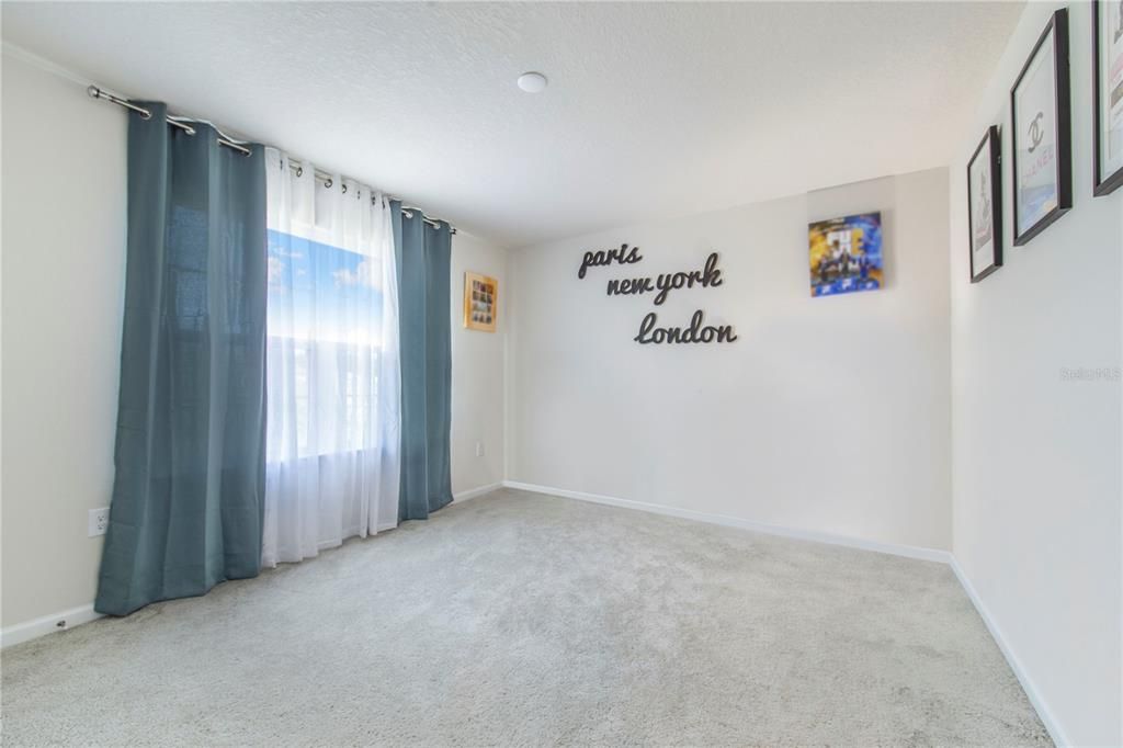 For Sale: $489,000 (4 beds, 3 baths, 2748 Square Feet)