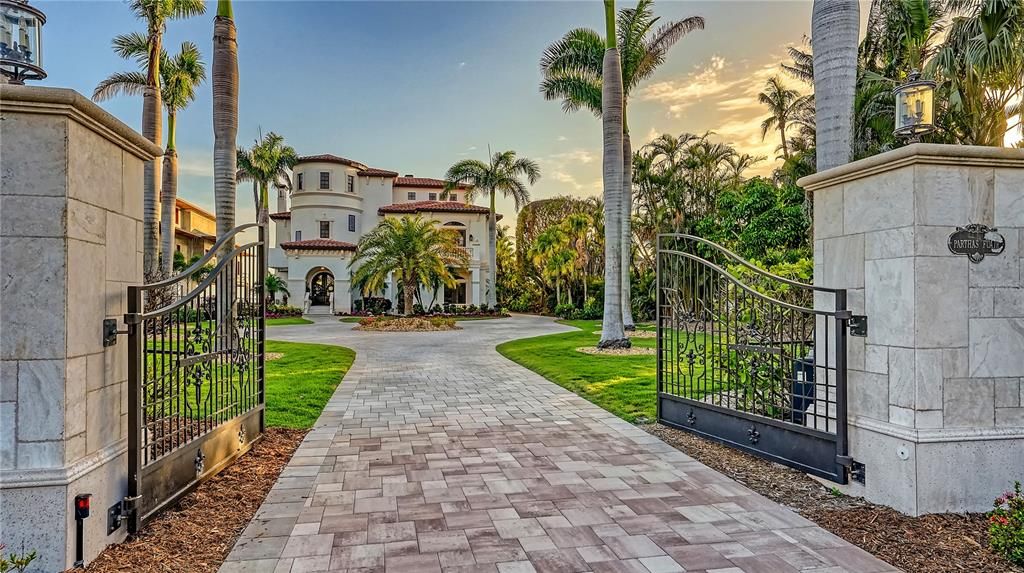 На продажу: $11,995,000 (5 спален, 5 ванн, 6959 Квадратных фут)