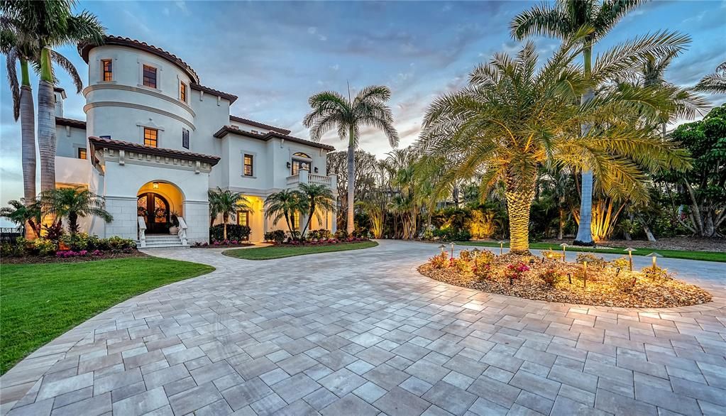 На продажу: $11,995,000 (5 спален, 5 ванн, 6959 Квадратных фут)