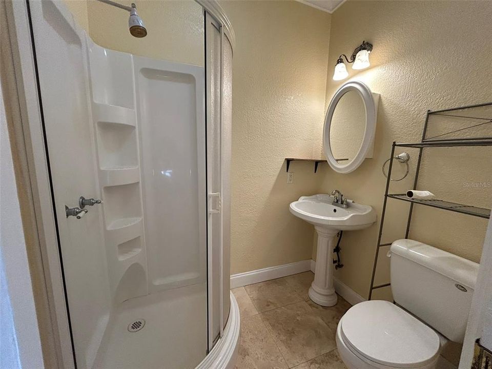 Active With Contract: $2,195 (4 beds, 3 baths, 2457 Square Feet)