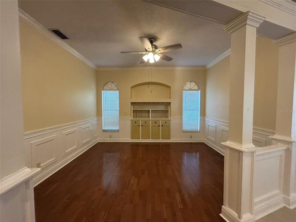 Active With Contract: $2,195 (4 beds, 3 baths, 2457 Square Feet)