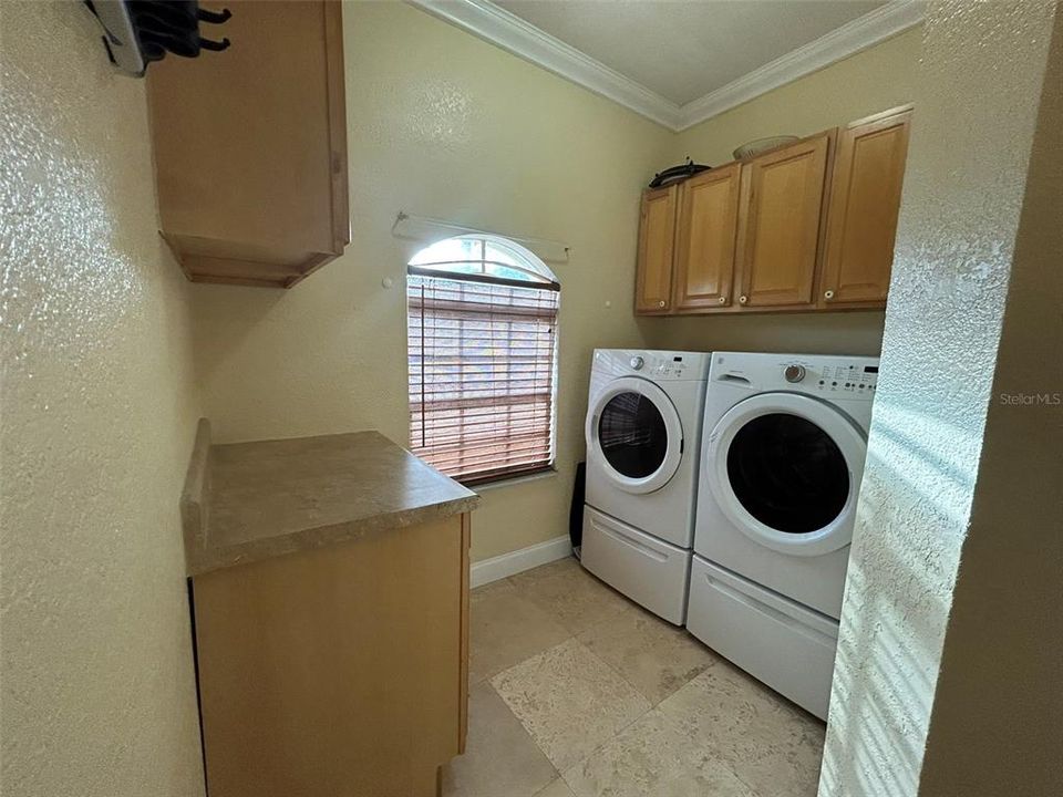 Active With Contract: $2,195 (4 beds, 3 baths, 2457 Square Feet)