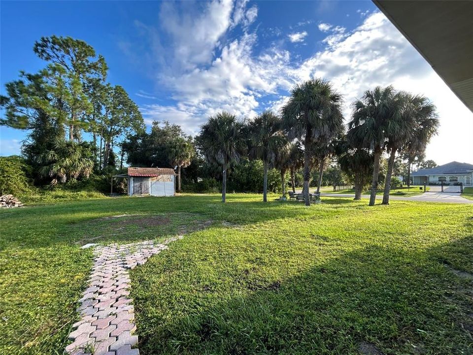 Active With Contract: $2,195 (4 beds, 3 baths, 2457 Square Feet)